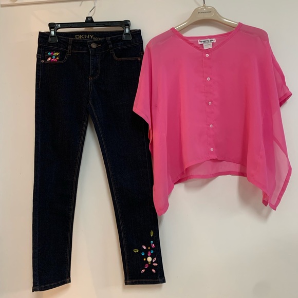 Flowers By Zoe Sheer Poncho Blouse - Picture 8 of 8